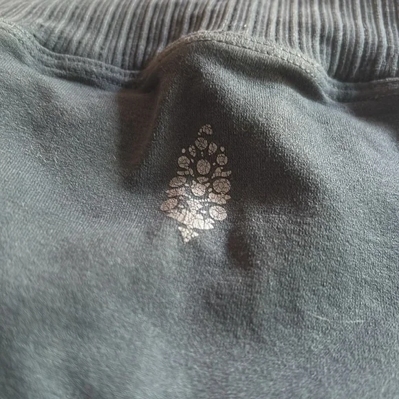 Free People - Good Karma Leggings - Picture 3 of 4